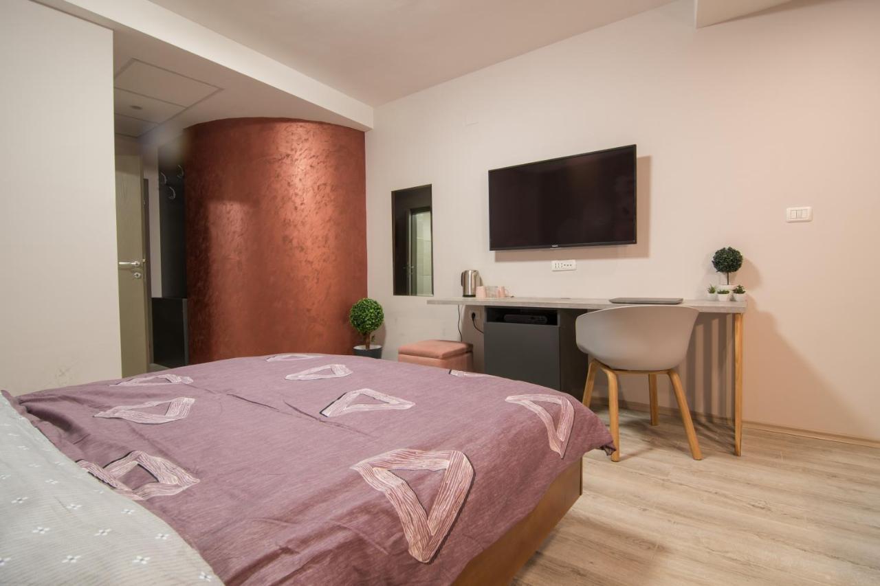Vanilla Boutique Apartments Szkopje Kültér fotó
